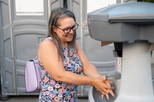 Best Construction site porta potty rental  in Independence, LA